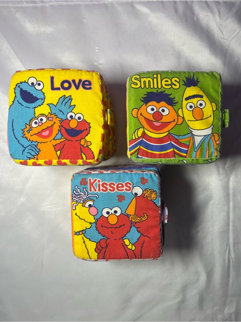 VTG 2004 Sesame Street Soft Crinkle Foam Books Lot Of 3 Elmo Cooke Monster Bert